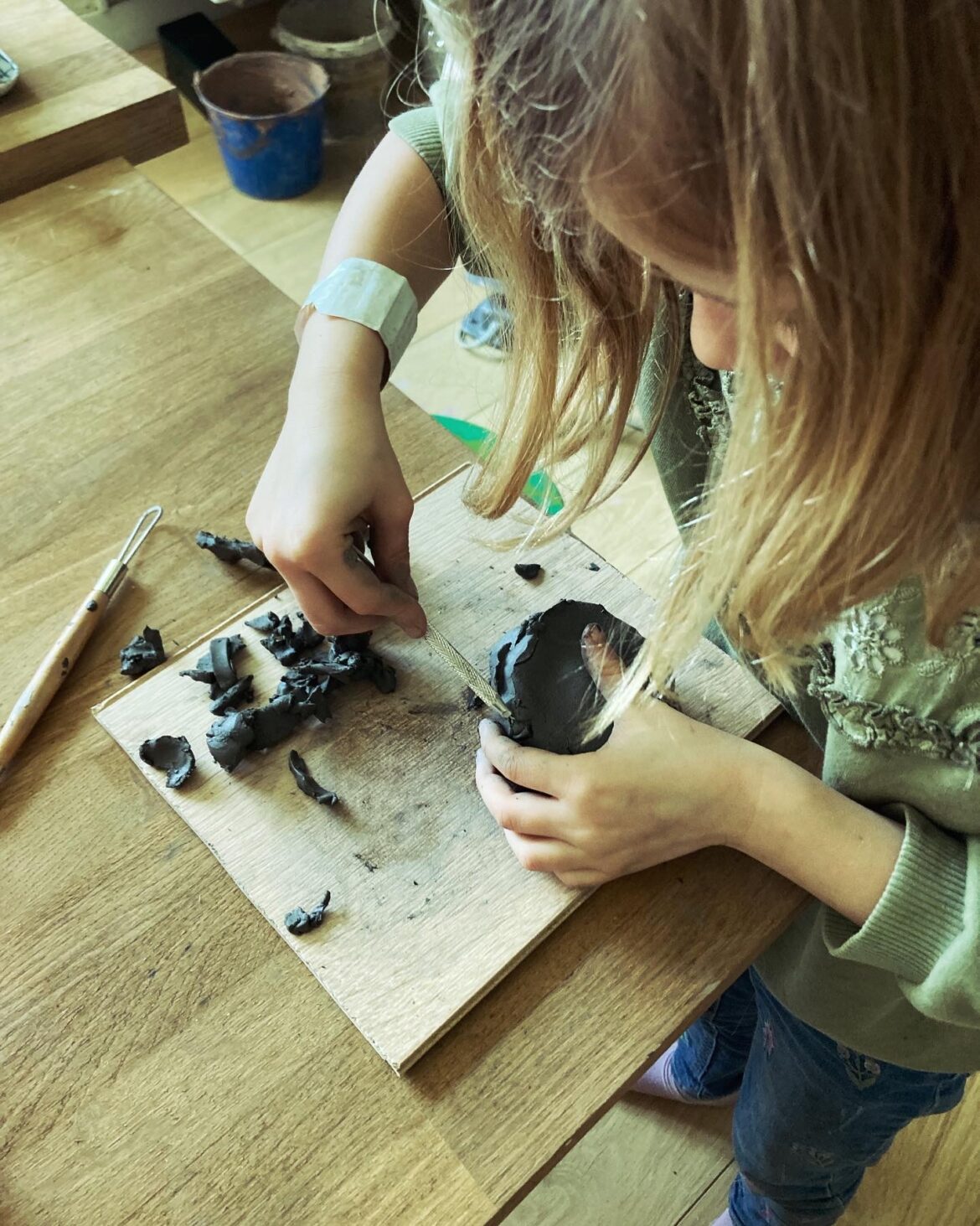 Cours de modelage Enfant trimestriel – Image 3