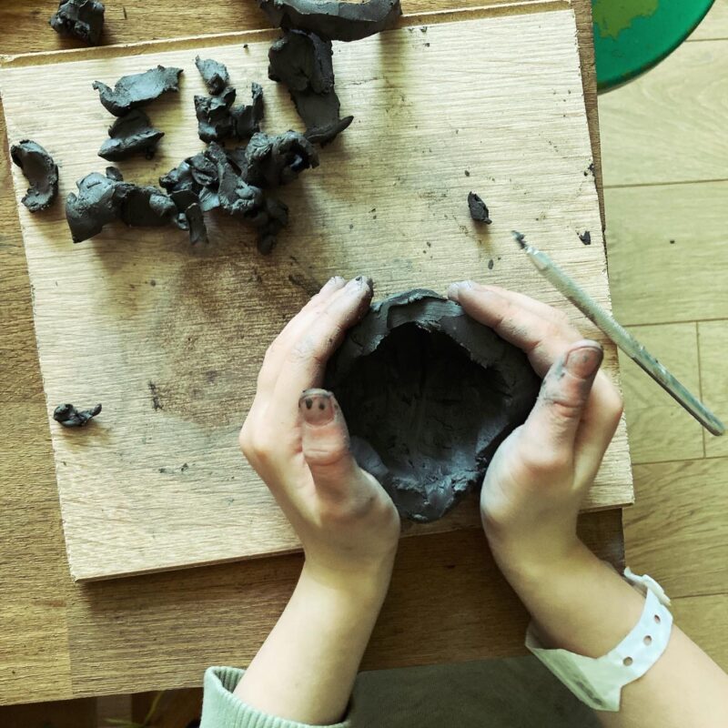 Cours de modelage Enfant trimestriel